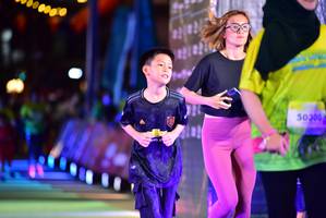 BIB: 50300
                            <button type="button" onclick="openModal(21804265)" class="btn btn-primary btn-sm float-right btn-popup" data-toggle="modal" data-target=".modal-high-quality">
                        <i class="fas fa-shopping-cart"></i> Add to Cart
                    </button>
                                            <button type="button" onclick="isThisMe(21804265, true)" class="btn btn-success btn-sm float-right btn-popup btn-isme hidden" data-toggle="tooltip" data-placement="bottom" title="นี่คือรูปของคุณใช่ไหม คลิกที่นี่เพื่อเอาเข้าอัลบั้ม">
                        <i class="fas fa-plus"></i> Add to album
                    </button>
                    <button type="button" onclick="isThisMe(21804265, false)" class="btn btn-warning btn-sm float-right btn-popup btn-isnotme hidden">
                        <i class="fas fa-ban"></i> Remove from album
                    </button>